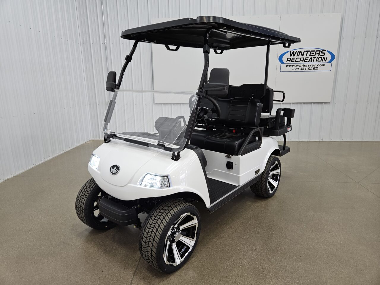 2024 Evolution Classic 4 Plus Lithium Ion Golf Cart LSV, Pearl White -  Winters Recreation
