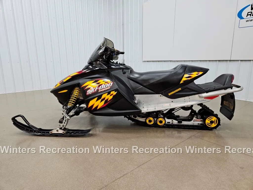 2004 Ski-Doo MXZ 500 SS Snowmobile, Black - Winters Recreation