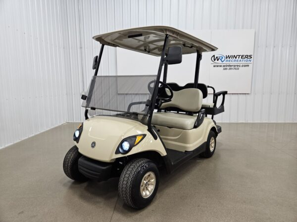 2016 Yamaha Drive Gas Carb DELUXE STREET READY Golf Cart, Beige