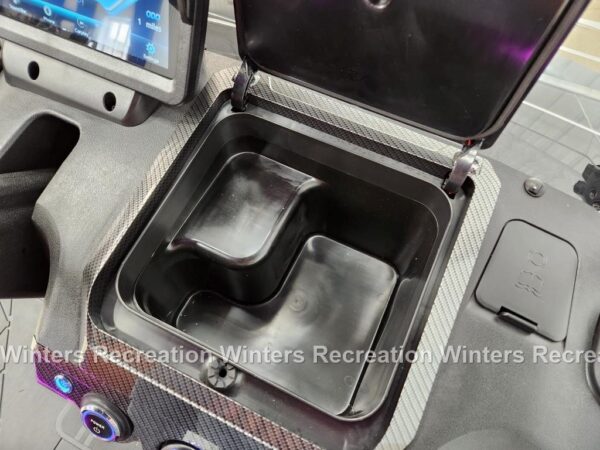 2025 Evolution D-Max XT4 Lithium Ion Golf Cart LSV, Black Sapphire - Image 15