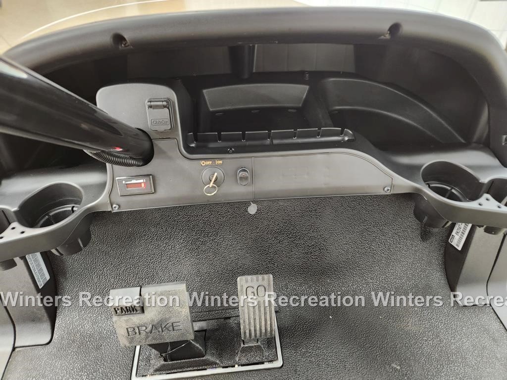2020 Club Car Tempo Electric STREET READY Golf Cart, Beige - Image 11