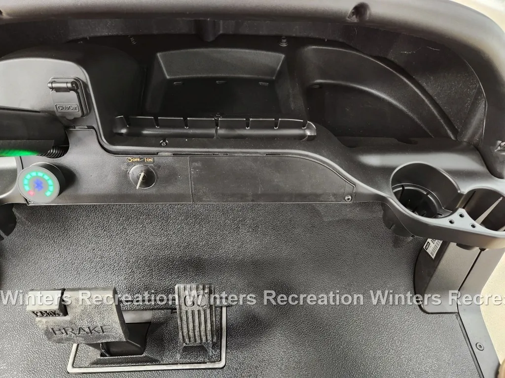 2020 Club Car Tempo Lithium Ion DELUXE STREET READY Golf Cart, Metallic Black - Image 11